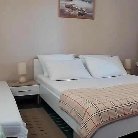 Apartmani Totic Crikvenica Exterior photo