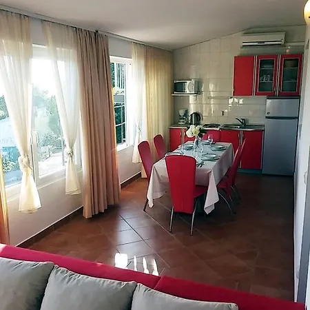 Apartmani Totic Crikvenica Exterior photo